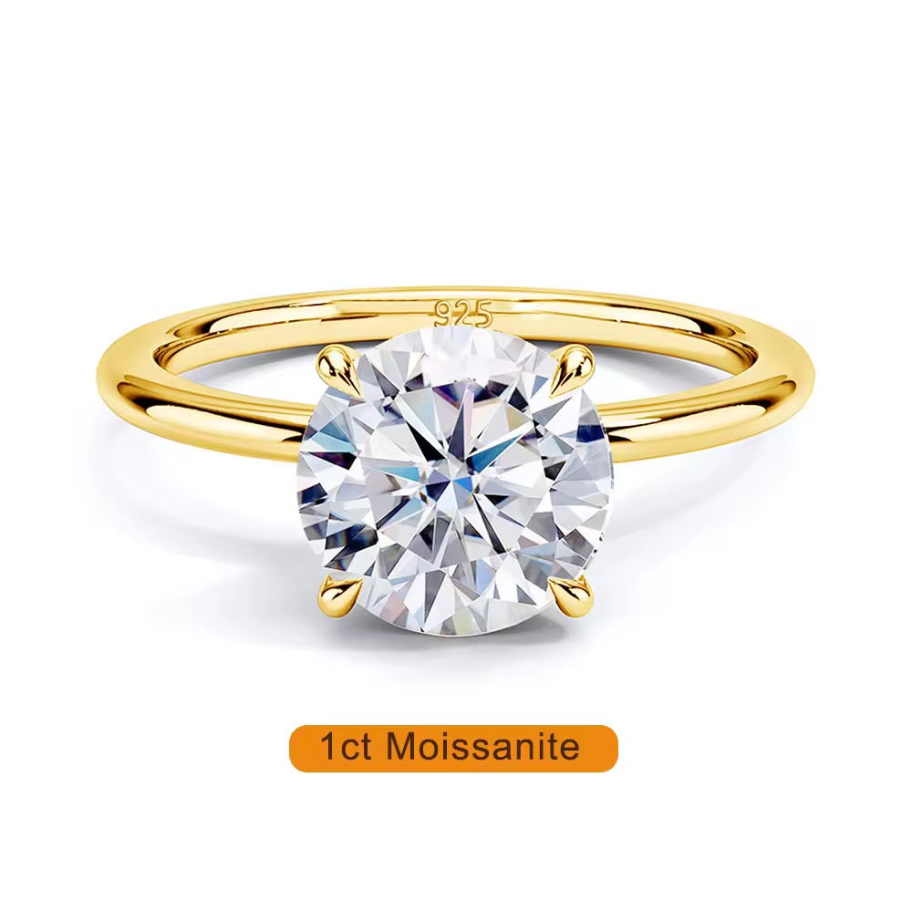 Classic 4 Claw Moissanite Ring