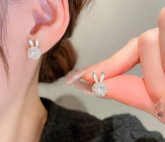 Copper Gold-plated Micro-inlaid Zircon Rotating Rabbit Earrings